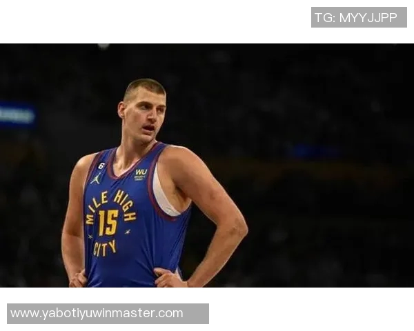 国王媒体调侃杨瀚森对位尤班克斯表现堪比约基奇令人惊叹 国王媒体调侃杨瀚森对位尤班克斯表现堪比约基奇令人惊叹