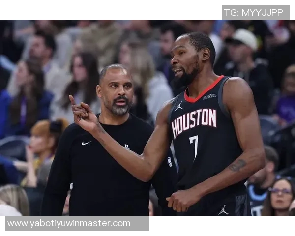 阿门分享:在场上学习与成长争做乌度卡的得力助手 阿门分享:在场上学习与成长争做乌度卡的得力助手