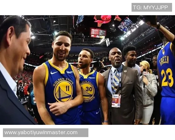 GM调查揭晓最佳纯投手水花兄弟强势包揽选票库里93克莱7