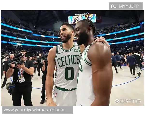 冈萨雷斯谈塔图姆渴望上场表示他全力以赴帮助队友的决心