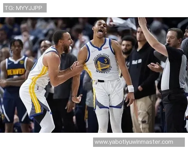 波杰姆斯基分析末段崩盘原因强调防守失误导致对方轻松突破 波杰姆斯基分析末段崩盘原因强调防守失误导致对方轻松突破